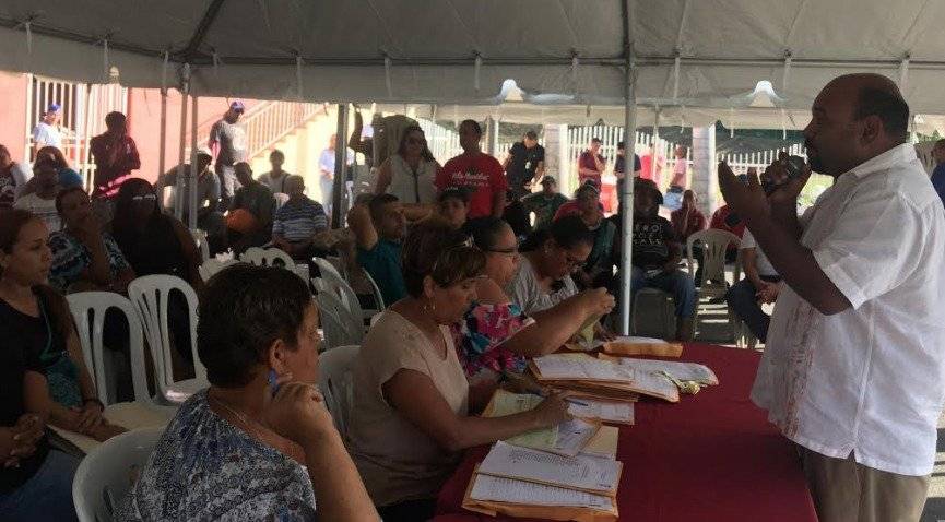 Empleados municipales de Río Grande reciben su aguinaldo