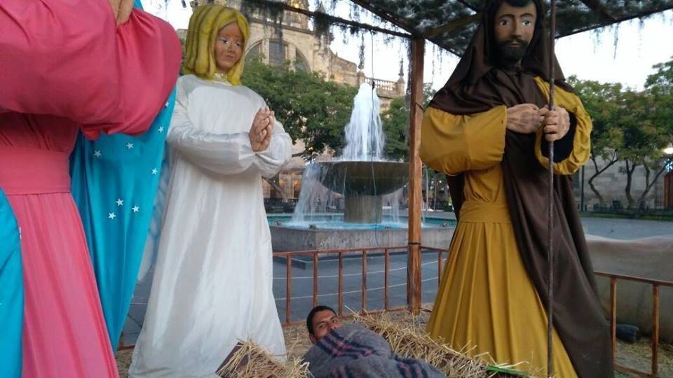 Indigente hallado en nacimiento en México