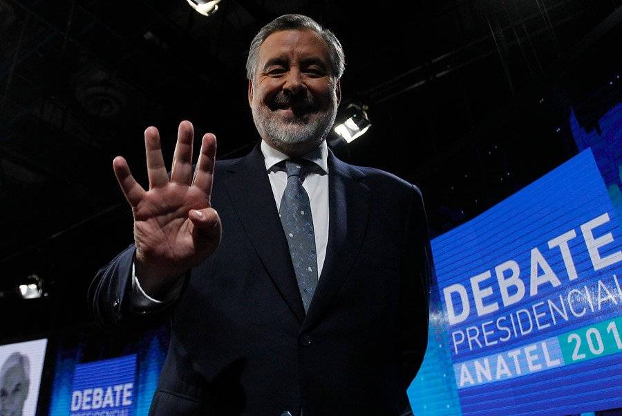 Guillier quiere derrotar a Piñera / imagen: Aton Chile