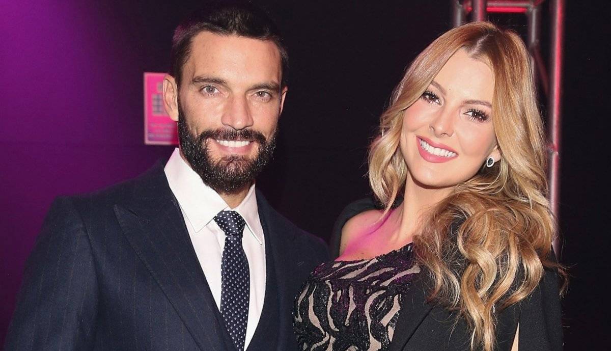 Julián Gil Marjorie de Sousa