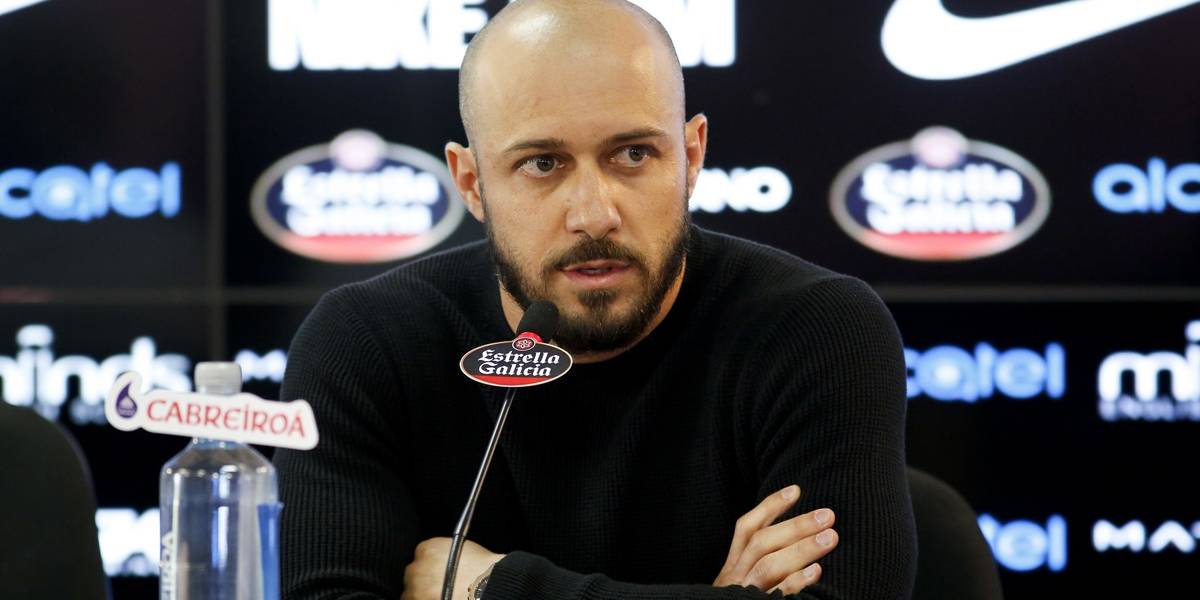Alessandro diz que não há novidades sobre renovação de Balbuena e despista sobre atacante