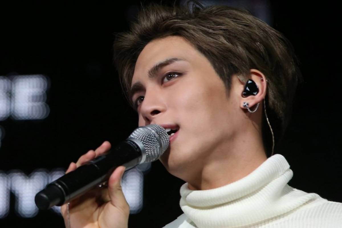 Muere Jonghyun, ídolo del k-pop, a los 27 años Muere Jonghyun, ídolo del k-pop, a los 27 años
