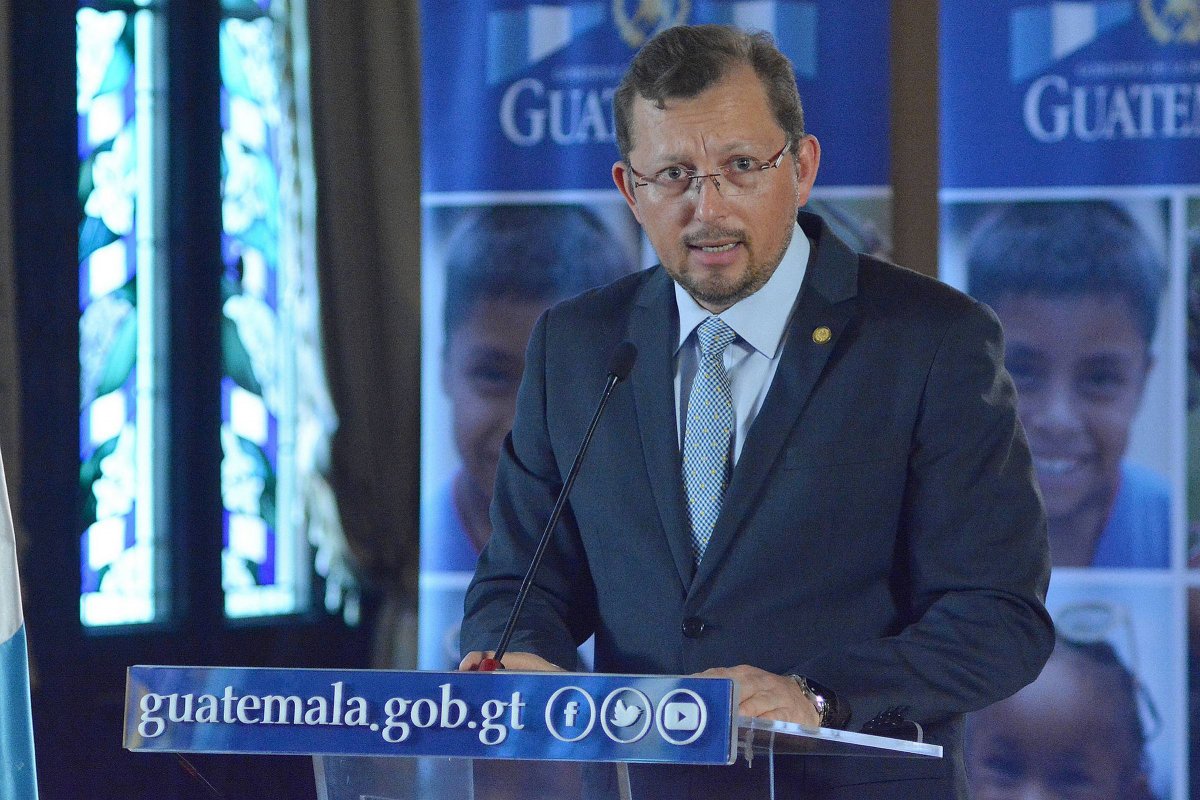 vocero presidencial Heinz Hiemann