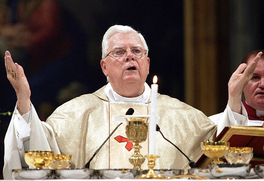 Cardenal Bernard Law