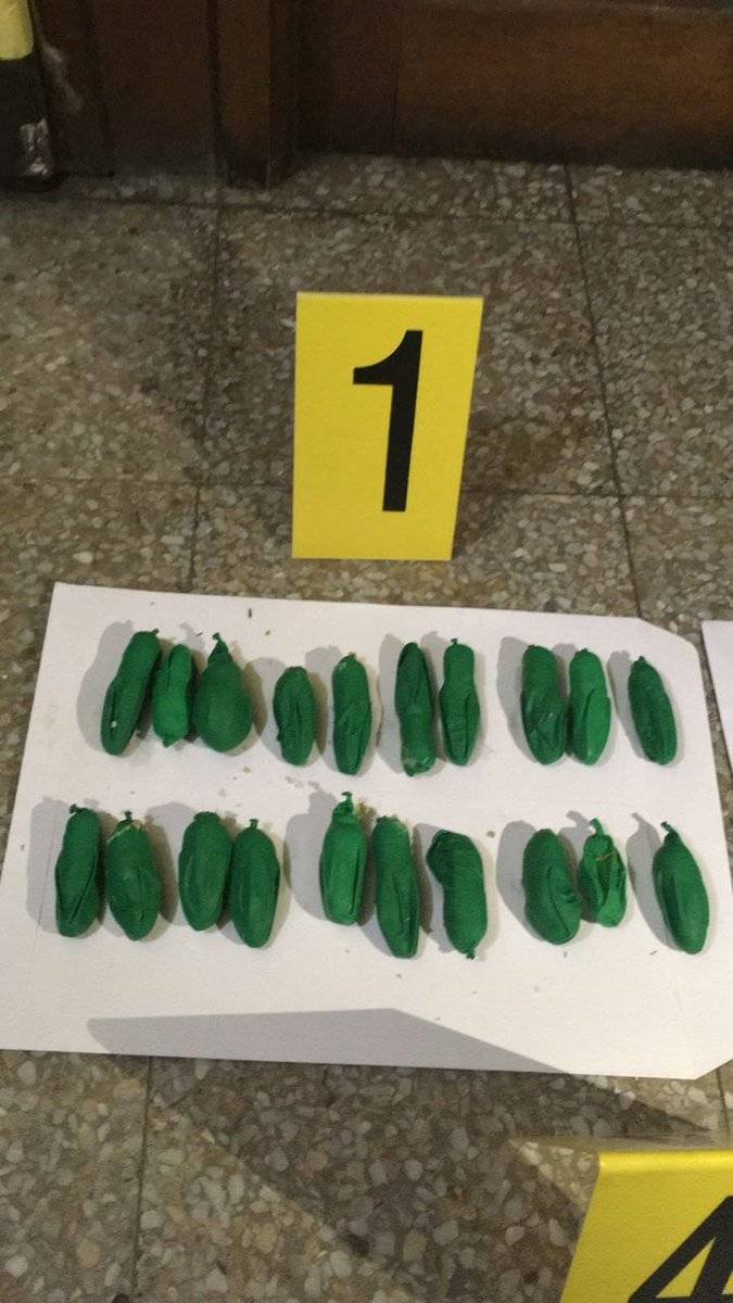 Chiles jalapeños con droga