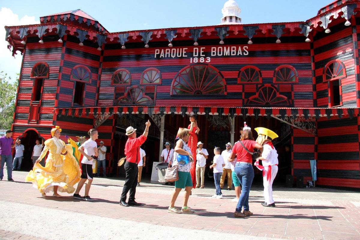 Llega el primer crucero a Ponce