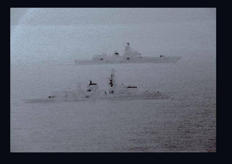 HMS St Albans y Almirante Gorshkov