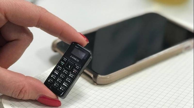 Teléfono mini