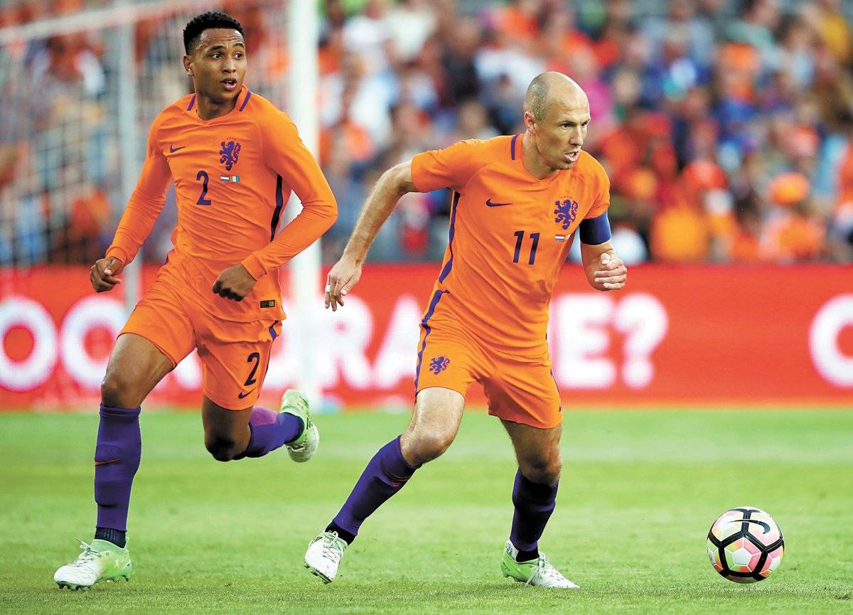 Robben se aposentou da Holanda | Dean Mouhtaropoulos/Getty Images