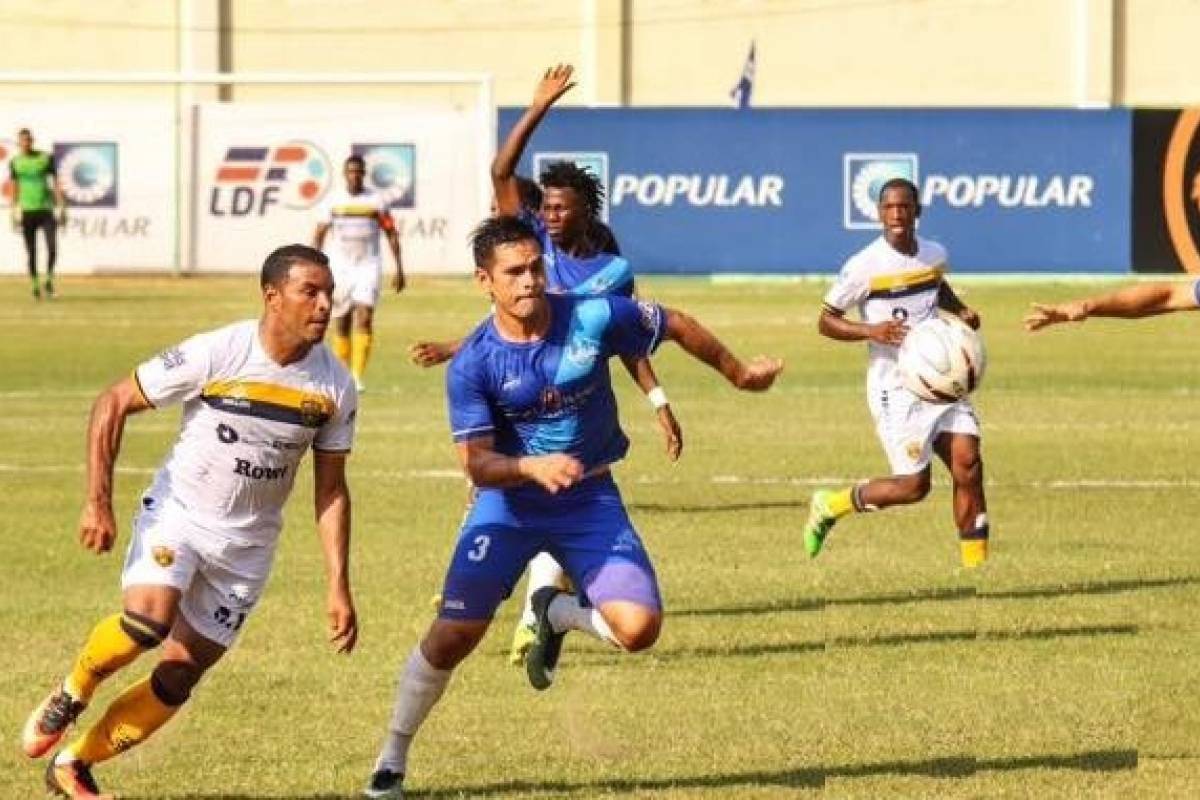 El fútbol no para