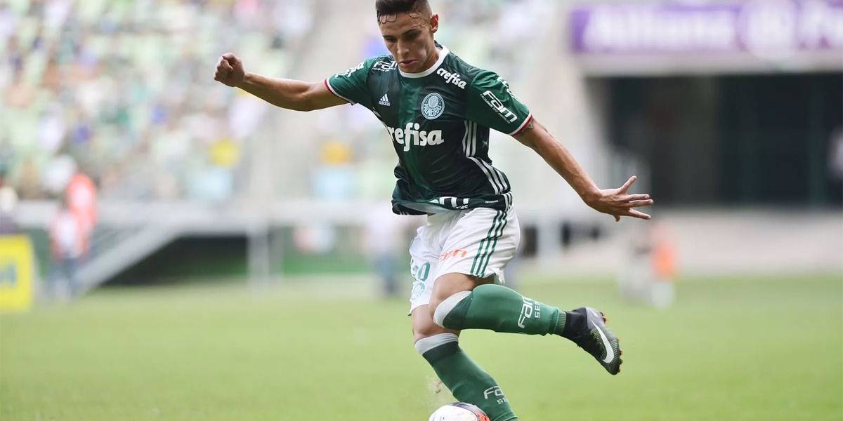 Raphael Veiga alerta para queda defensiva: “Não estávamos levando gols”