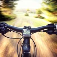En condición de cuidado hombre en bicicleta atropellado en Guayanilla
