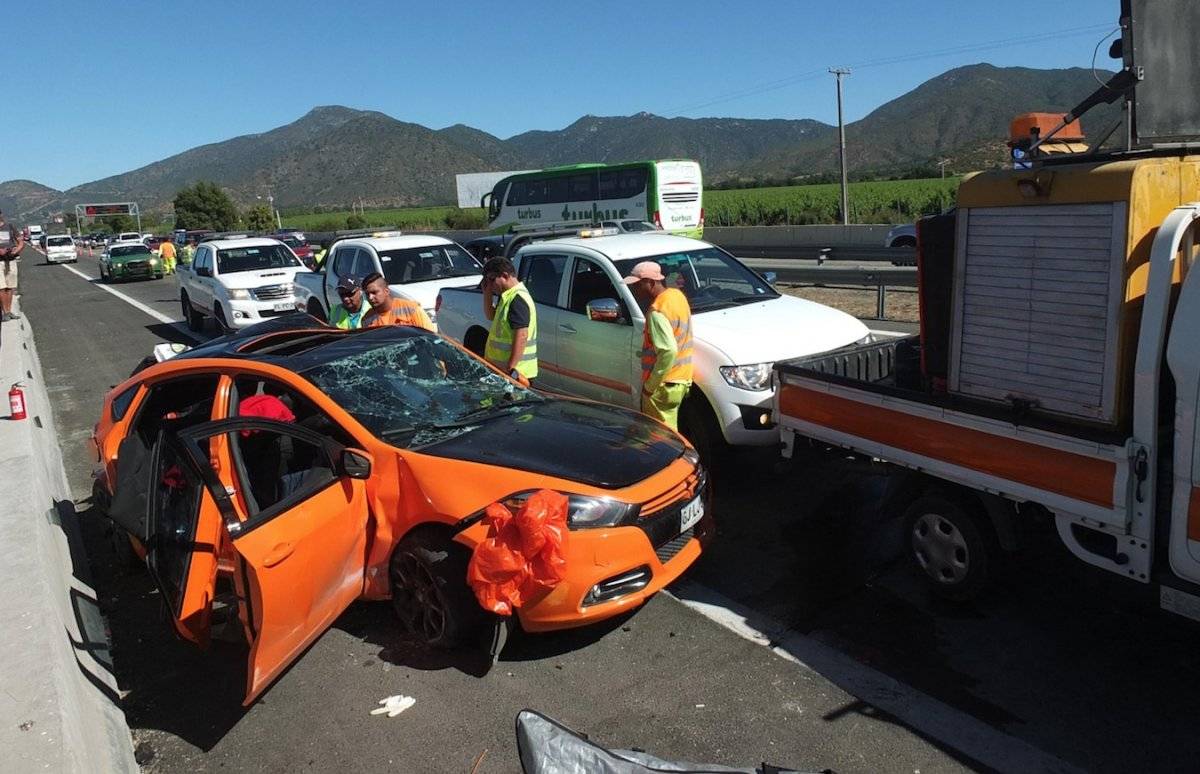 Personal de emergencia concurrió al sitio del accidente.