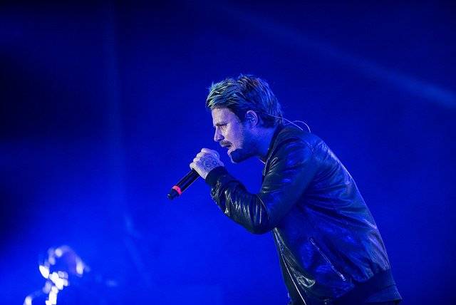 El cantante español estará en México.