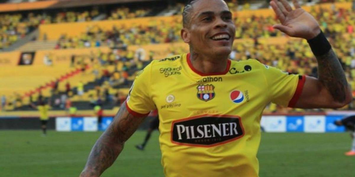 Júnior presentó al uruguayo Jonathan Álvez — Agárrate