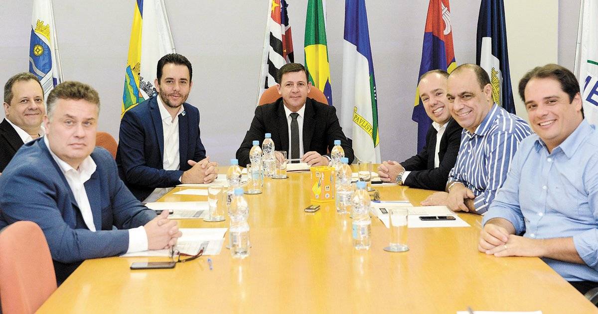 Prefeitos da região se reuniram ontem | divulgação/consórcio