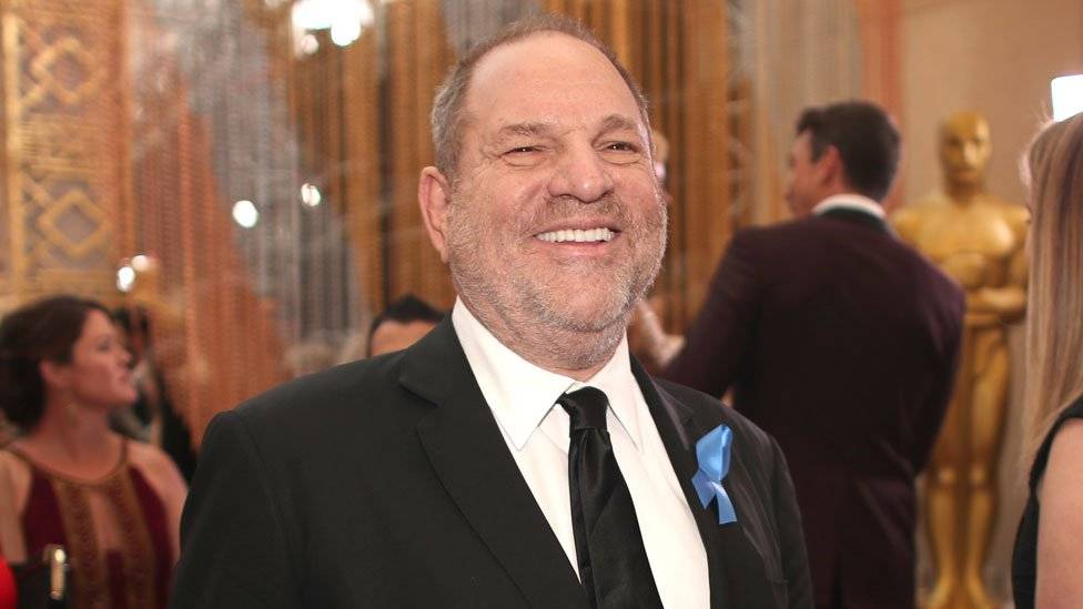 98288971harveypartygetty-6c632044f21b81cabf474d1246eefe7b.jpg