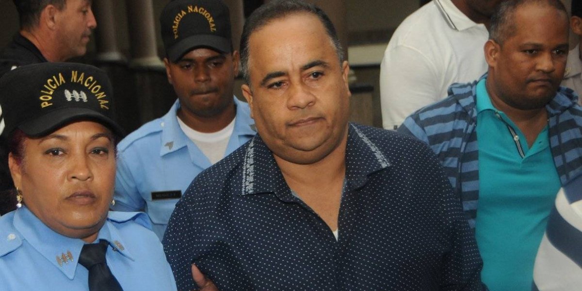 Maconi se desliga de cargamento de cocaína en buque Kaluba