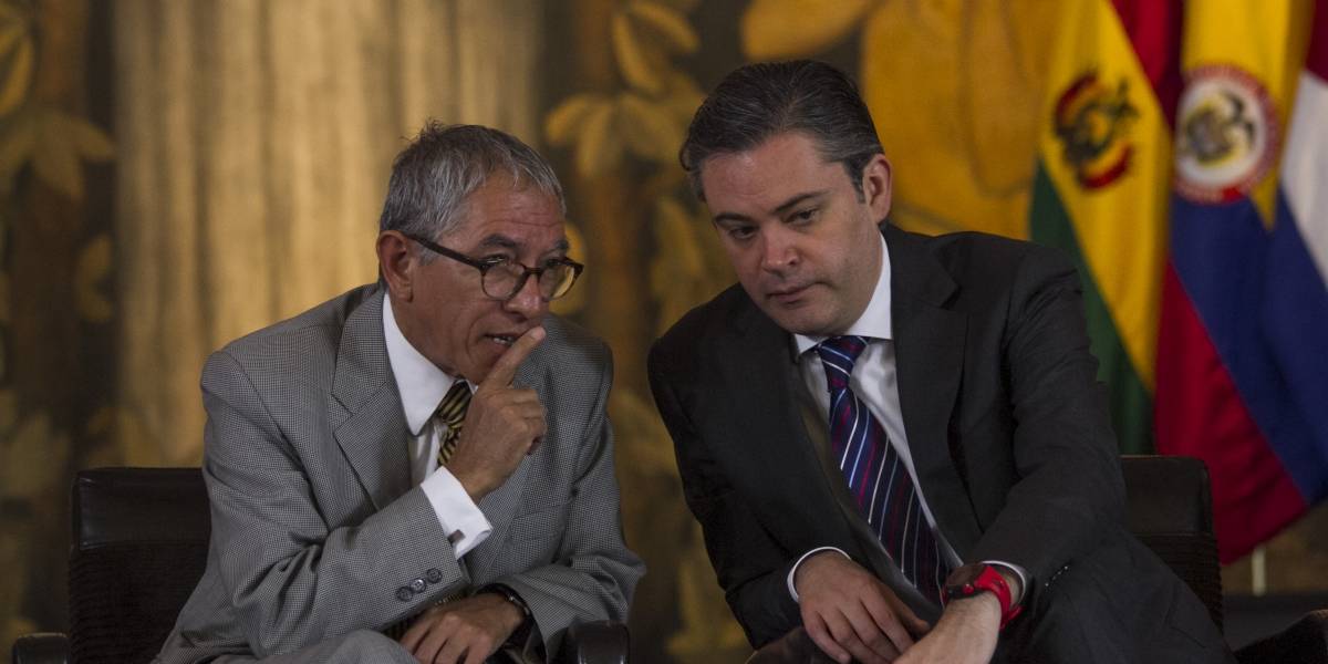 Salvador Jara Guerrero deja subsecretaría en la SEP