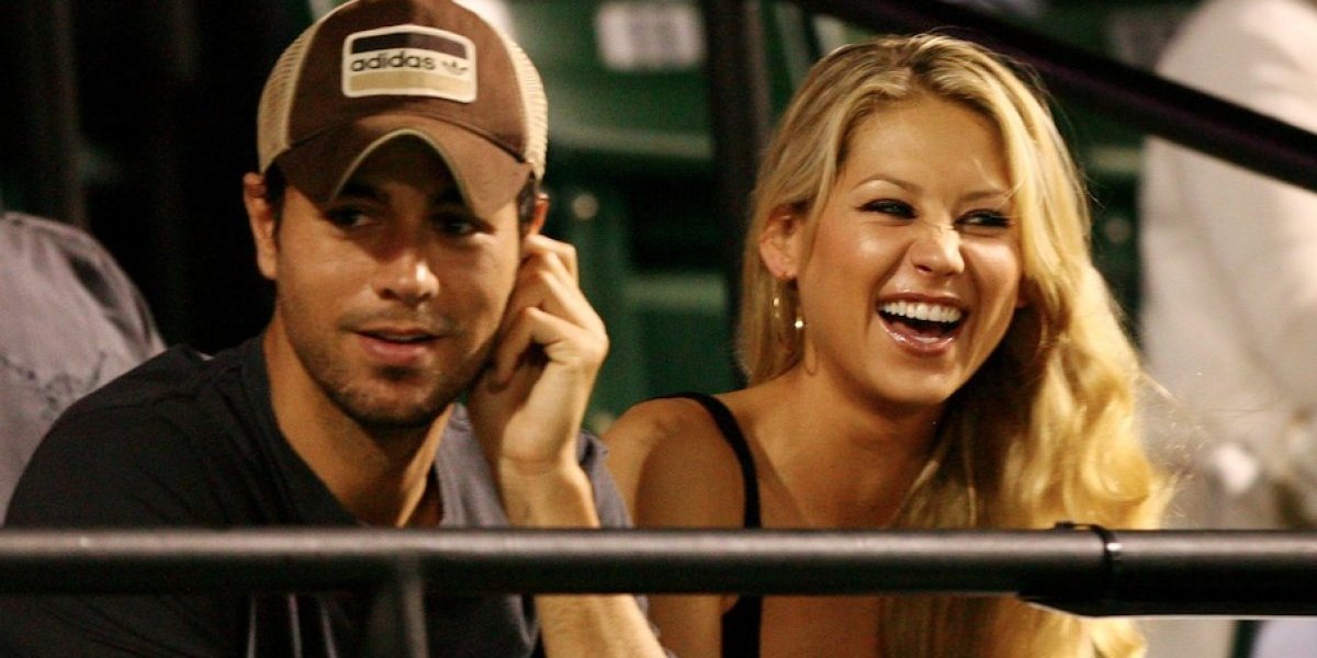 Enrique Iglesias y Kournikova reaparecen tras nacer sus mellizos (FOTOS)