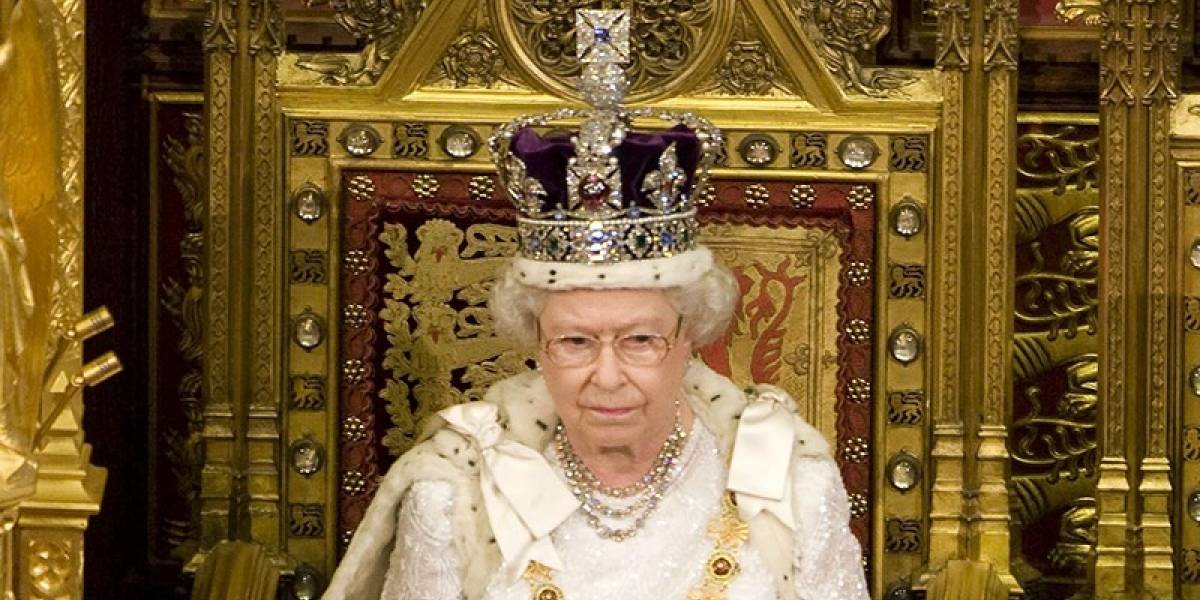 Lo que siempre quisiste saber ¿Por qué la reina Isabel II no puede mirar el suelo y si lo hace podría morir