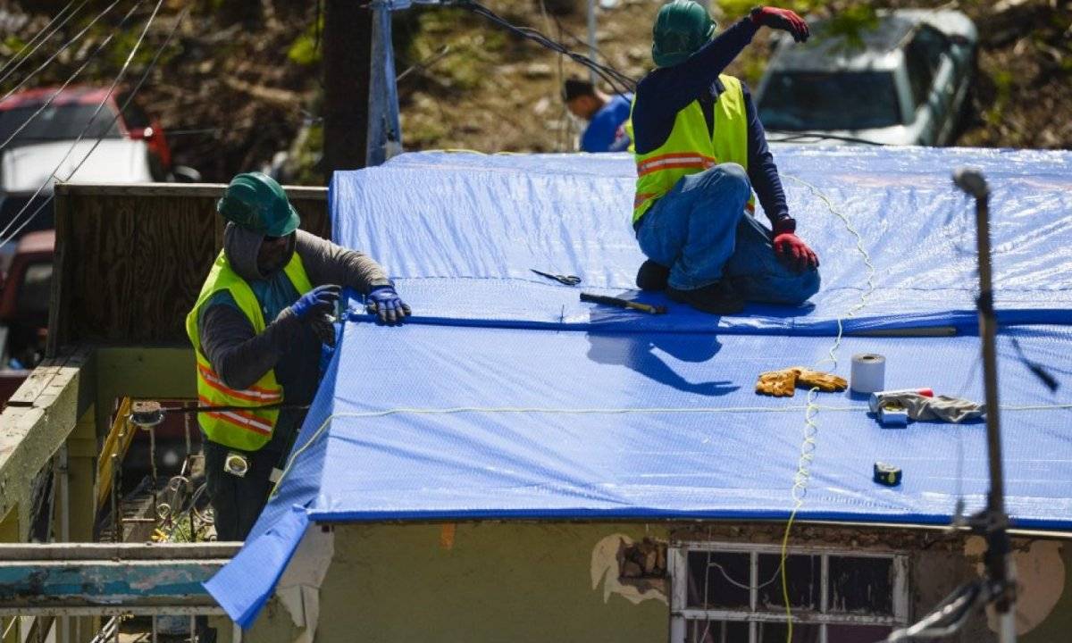 Toldos azules de USACE