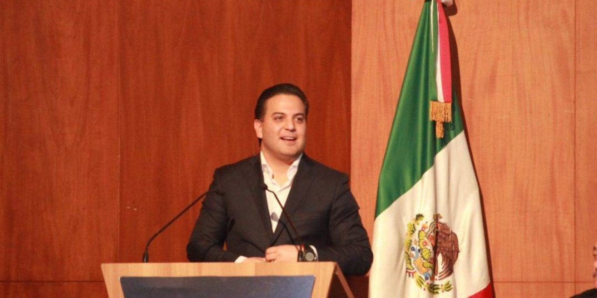 Denuncia Damián Zepeda persecución de autoridades de Sonora en su contra Denuncia Damián Zepeda persecución de autoridades de Sonora en su contra