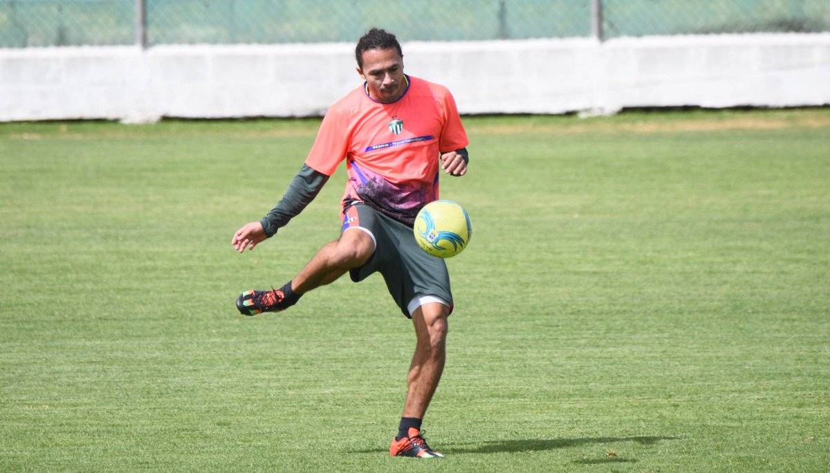 Herrera es el máximo artillero de los antigüeños.