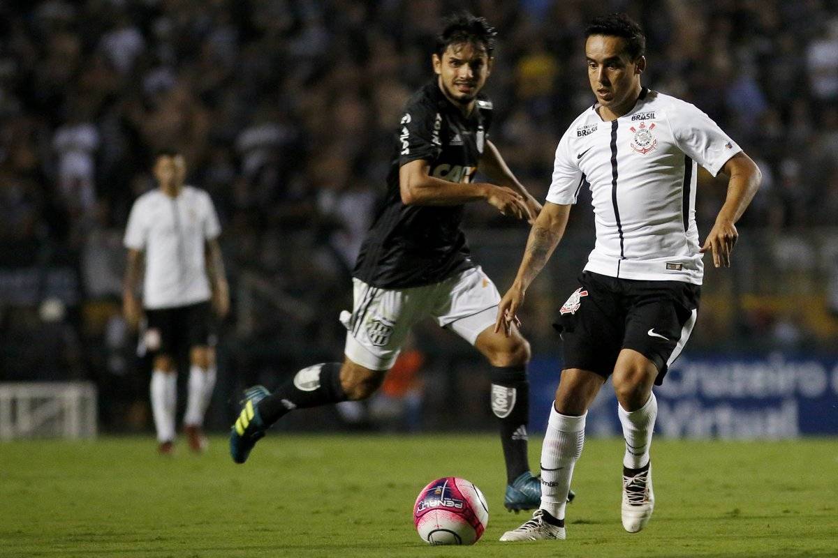 Jadson perdeu um pênalti no segundo tempo
