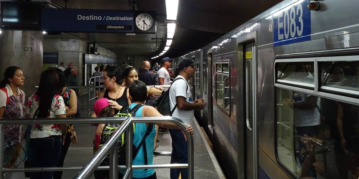 Greve Geral: MetrÃ´ e CPTM conseguem liminar para suspender paralisaÃ§Ã£o