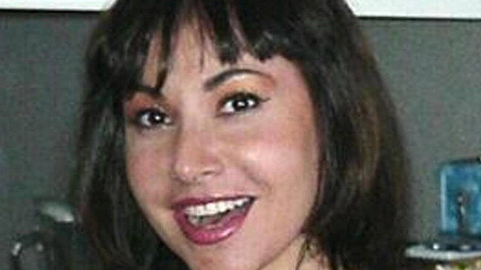 99641826claudia-d5a5e05807787e835e3c4c6d7efcaf44.jpg