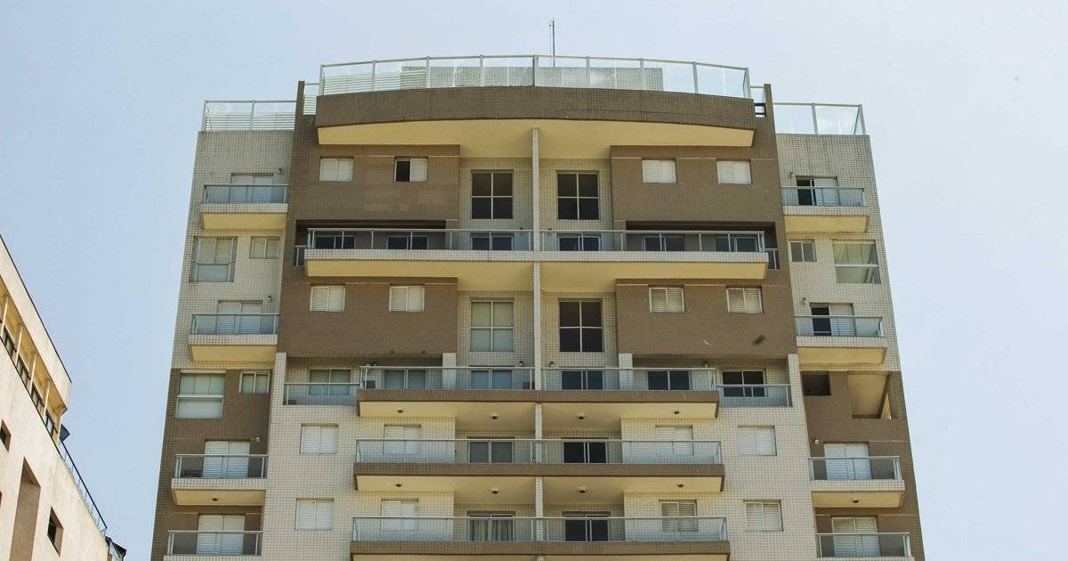 O tríplex do Guarujá