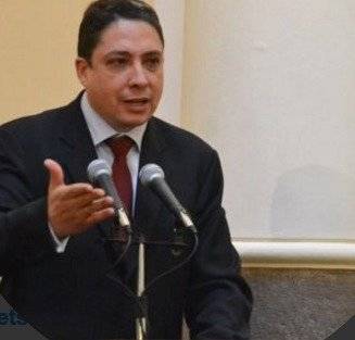 Héctor Arce, ministro de Justicia de Bolivia