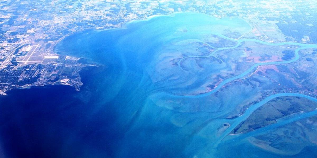 Descubren "océano" gigante a 700 km debajo de la tierra