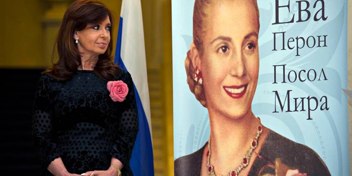 La presidenta argentina Cristina Fernández se reunió con Edward Snowden en Rusia