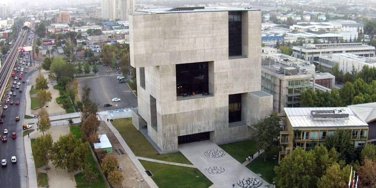 Anuncian primera hackatón de Chile enfocada en las APIs