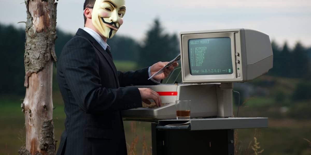 Rusia declara ilegal el blogging anónimo