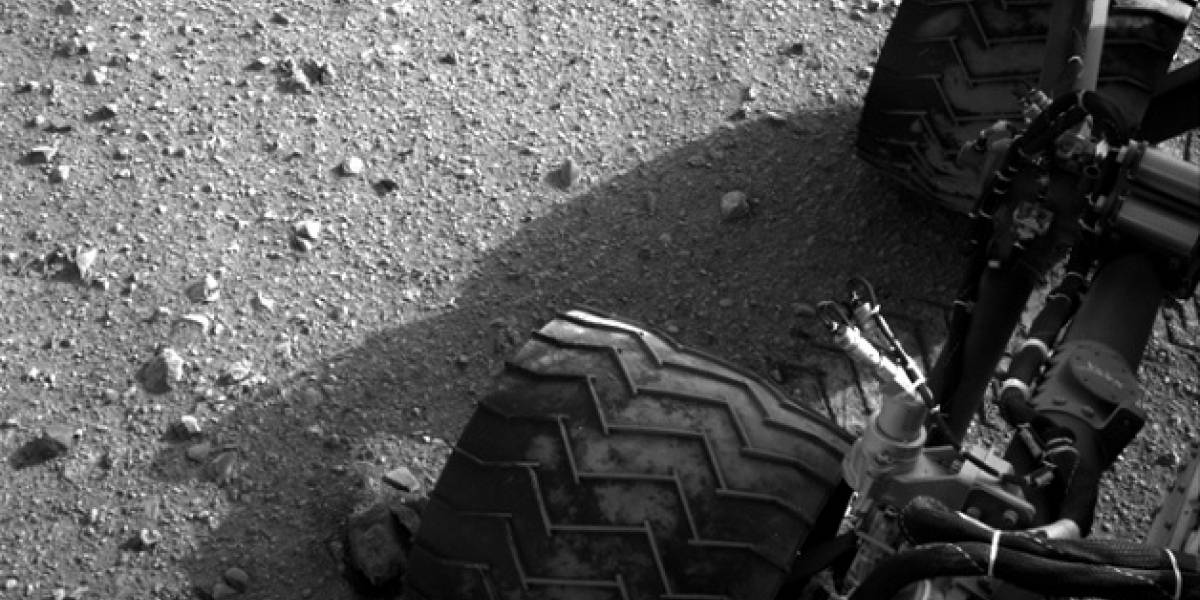 El Rover Curiosity deja su lugar de aterrizaje y comienza su viaje por Marte