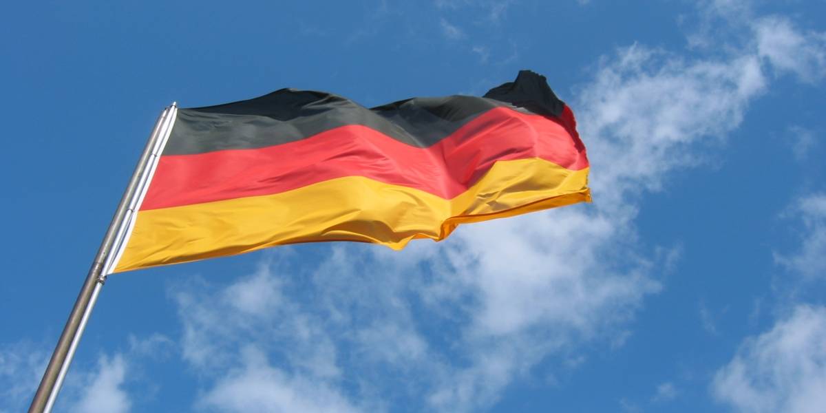Alemania multaría a plataformas sociales por fallar en detener los mensajes de odio