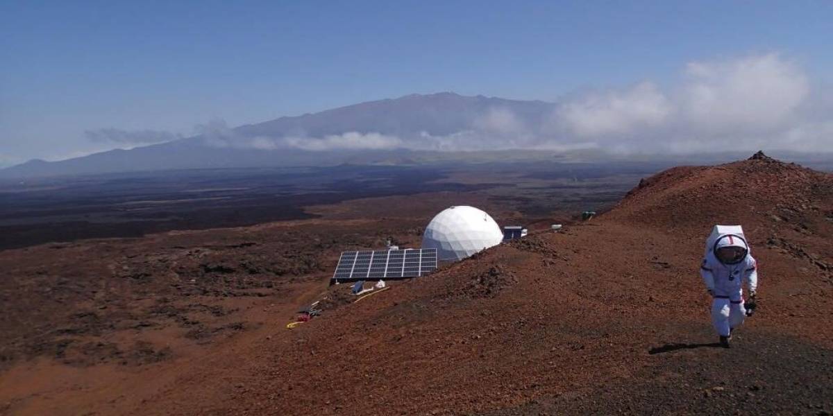 Finaliza experimento de científicos aislados 8 meses simulando vivir en Marte