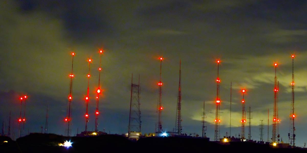 Los esfuerzos para expandir el acceso a Internet usando espacios blancos