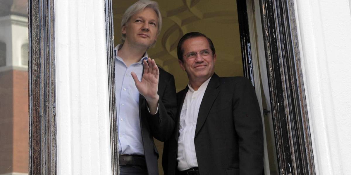 A dos años de la reclusión de Julian Assange, Wikileaks está debilitada