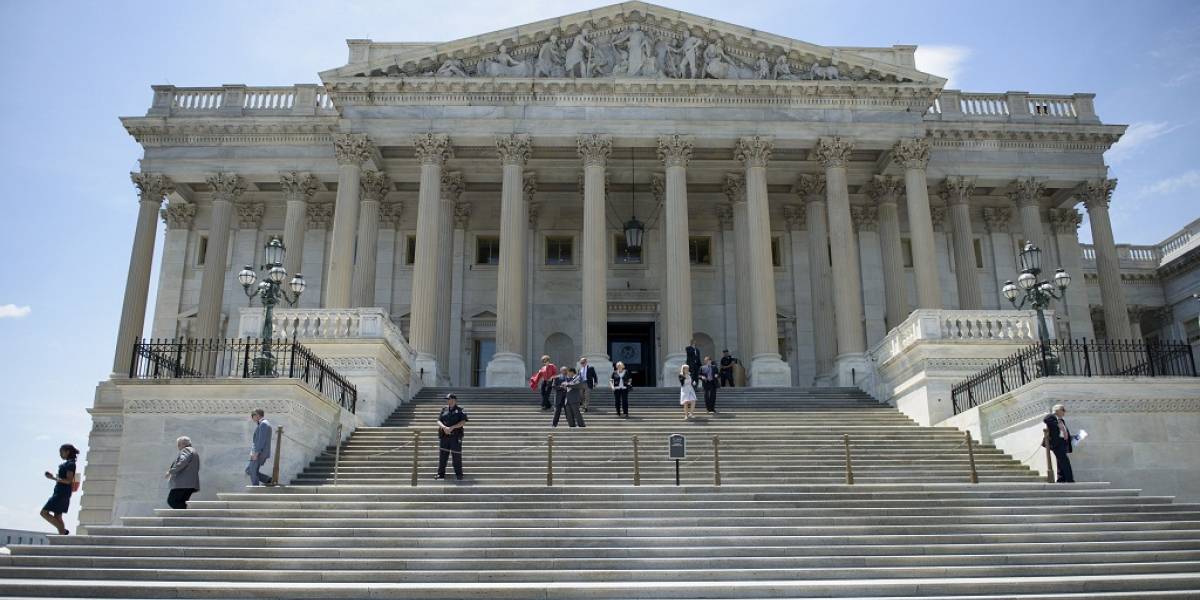 Congreso de los Estados Unidos prohíbe poner impuestos al acceso a Internet