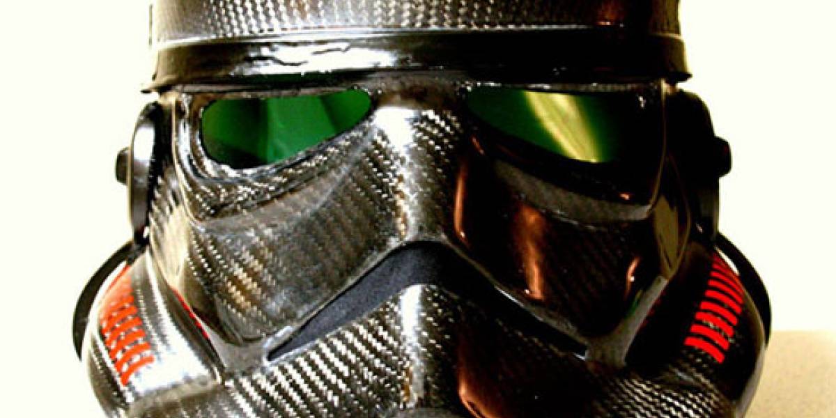 Trajes de stormtrooper fabricados en fibra de carbono