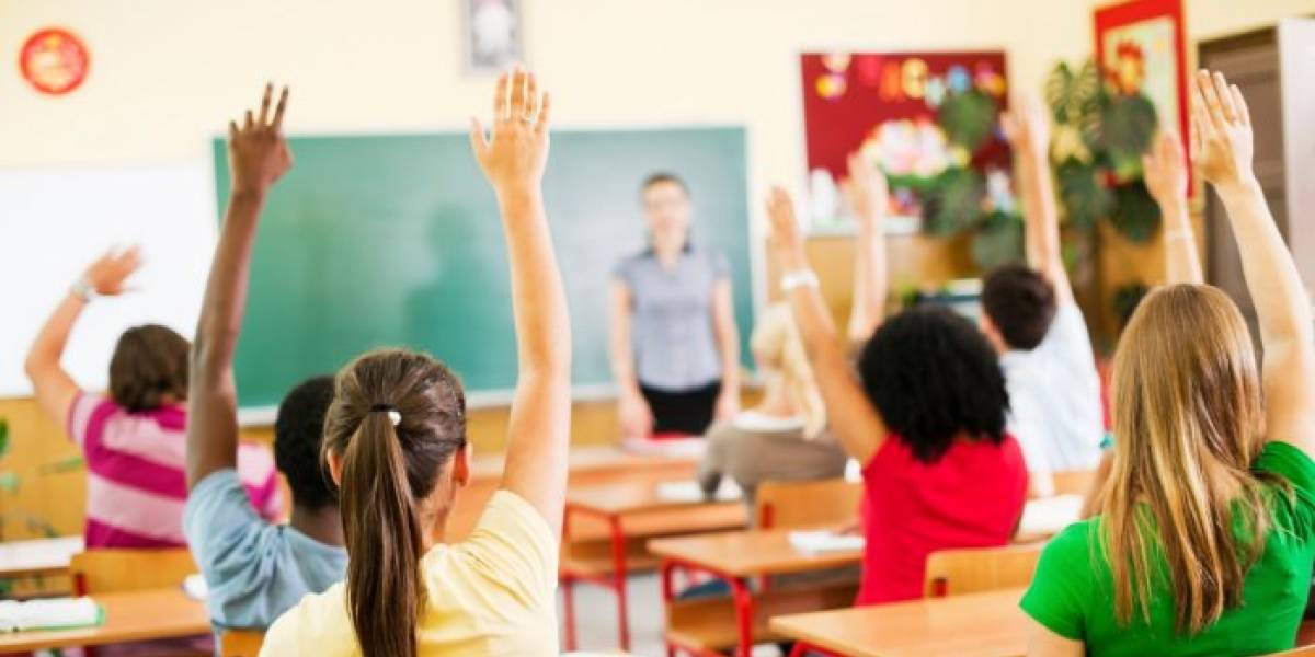 Dos escuelas del Reino Unido están utilizando cámaras corporales en sus profesores