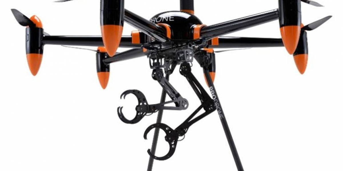 Japoneses crean dron volador con brazos que carga lo que sea