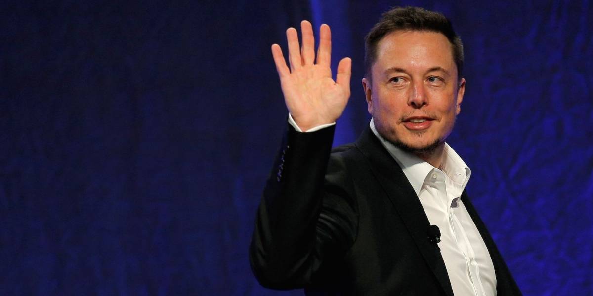 Elon Musk promete fabricar una camioneta pickup