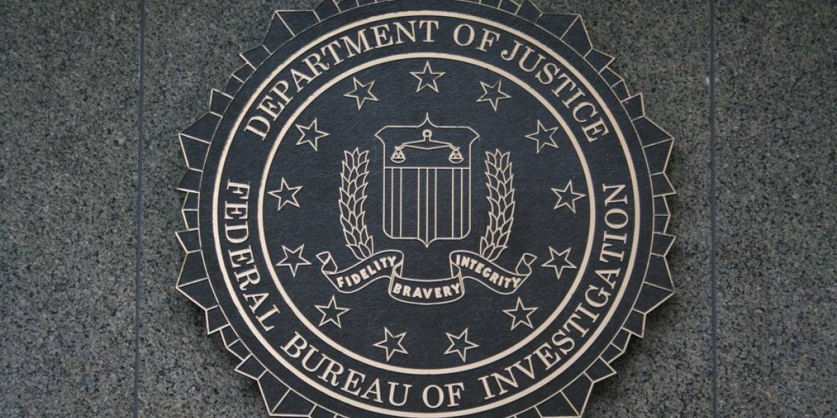 Justicia de EE.UU. obliga a Google a seguir entregando información de usuarios al FBI
