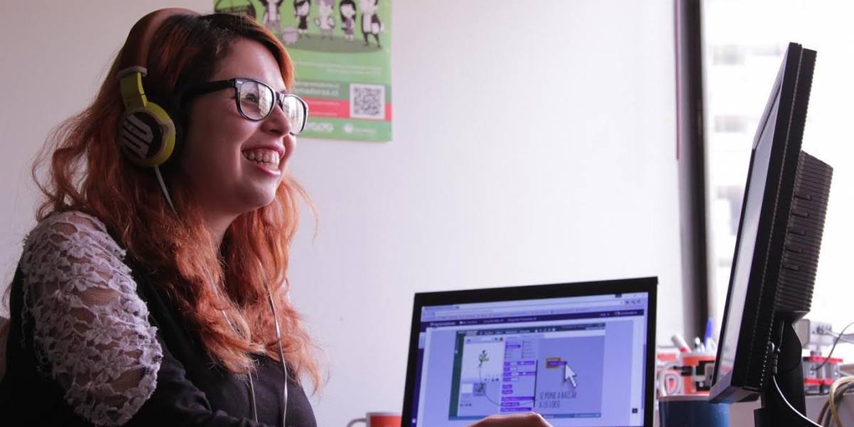 BiblioRedes abre 20 mil cupos para aprender programación gratis en Chile