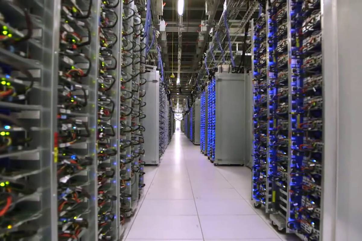 Así es un centro de datos de Google por dentro
